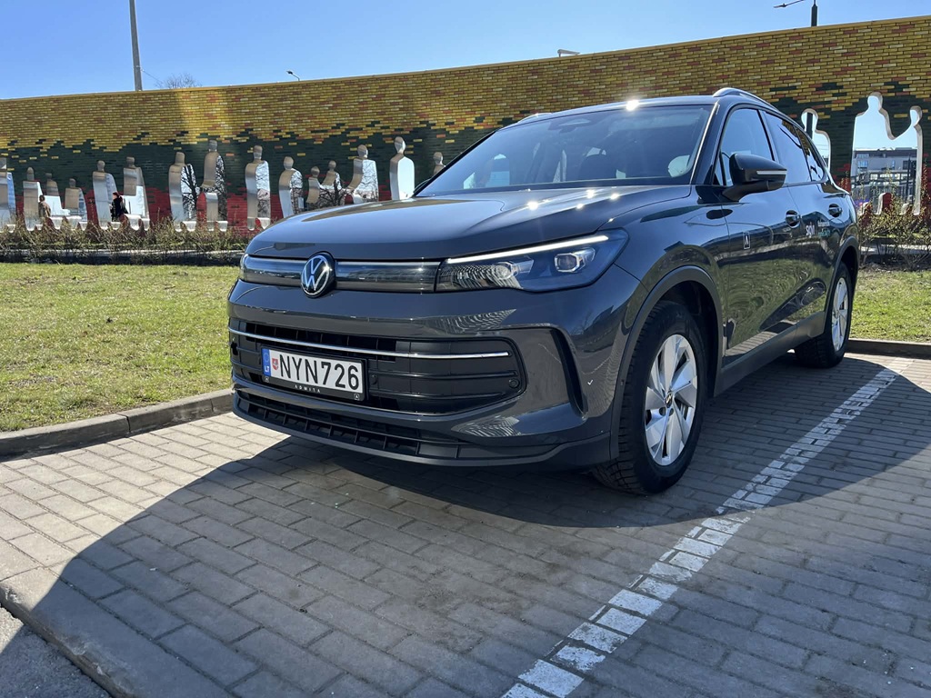 VW Tiguan car rental